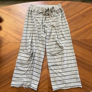 Joah Love Striped lounge pant